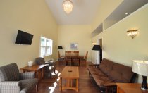 Cottage 25 Living Area